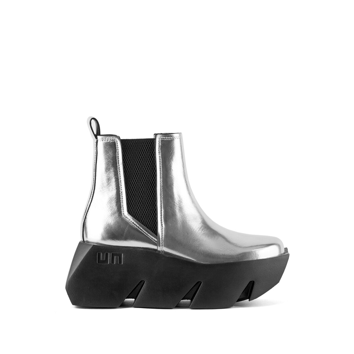 Bull Chelsea Silver