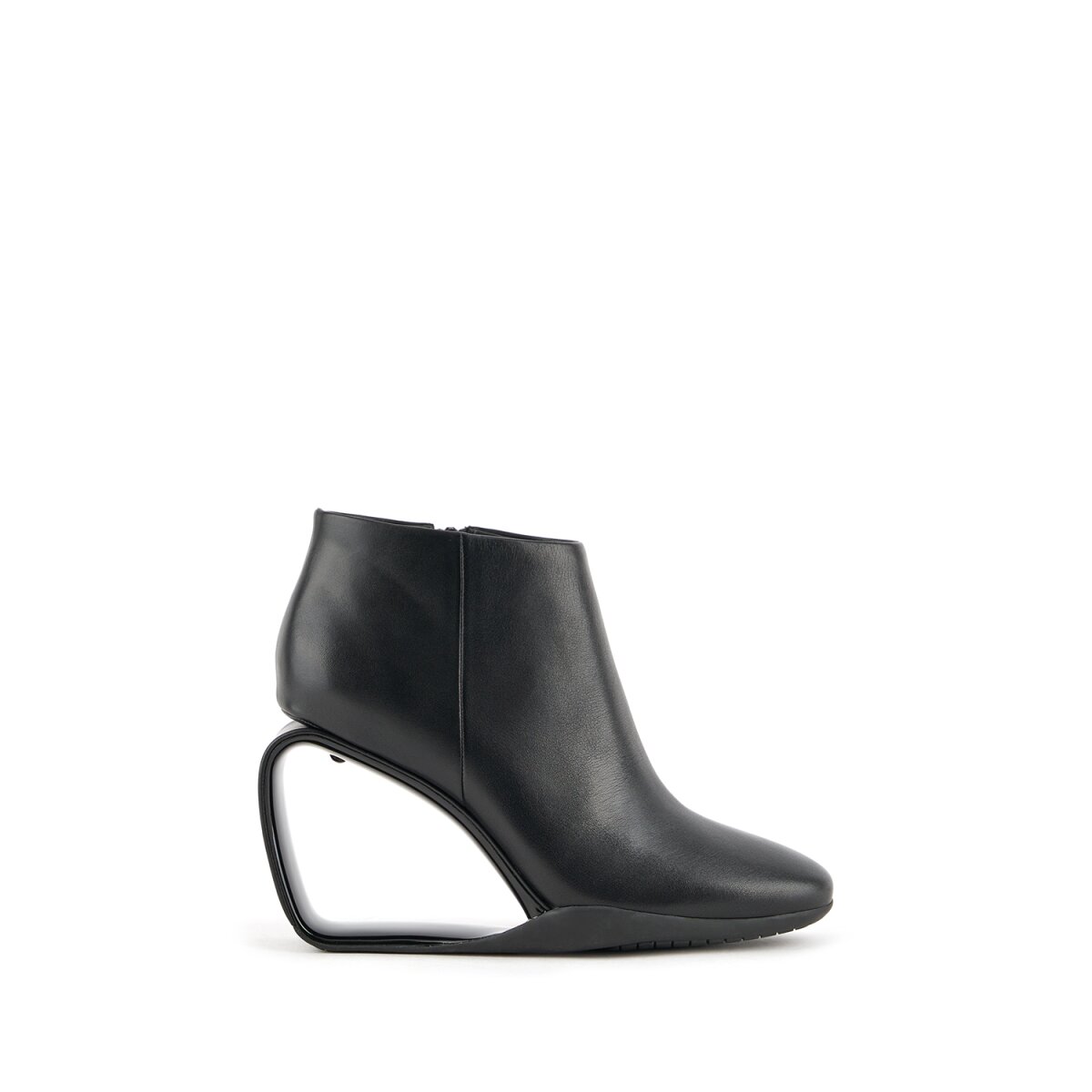 Mobius Ankle Bootie Hi Black